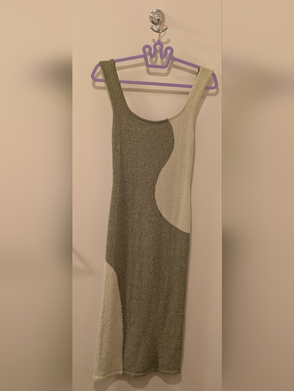 mahina Hawaii Olive and Sage Curved-Panel Maxi Knit Dress